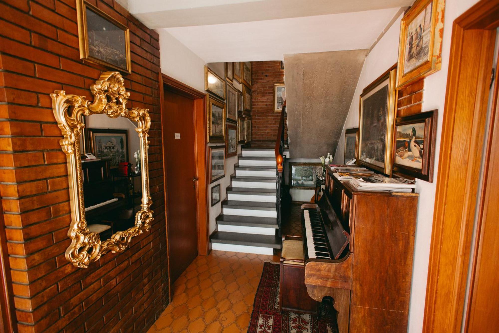 Enzo'S House Hotel Lucca Buitenkant foto